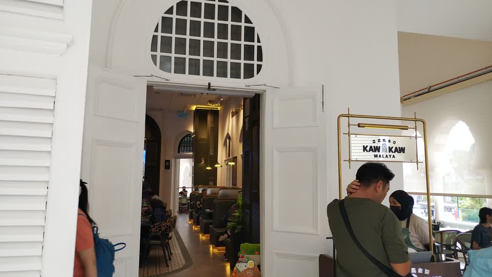 鐘樓內部的其中一間咖啡廳。